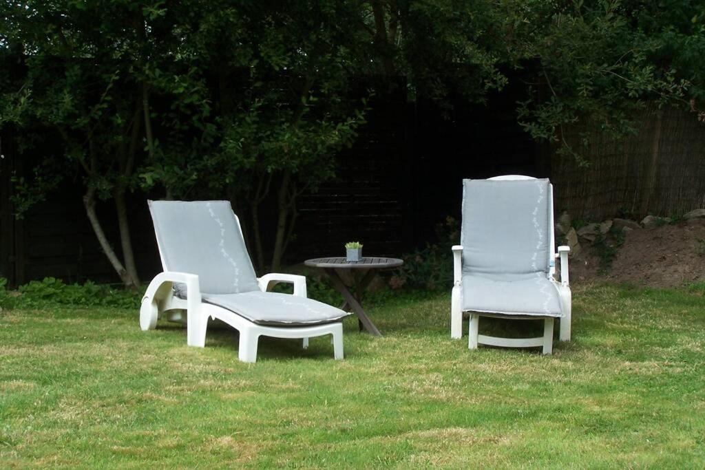 Maison Avec Jardin Clos. Animaux Acceptes - Wifi - Proche Plages De La Trinite Sur Mer Et Carnac Luaran gambar