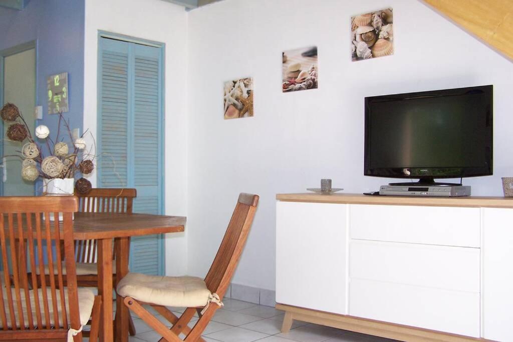 Maison Avec Jardin Clos. Animaux Acceptes - Wifi - Proche Plages De La Trinite Sur Mer Et Carnac Luaran gambar